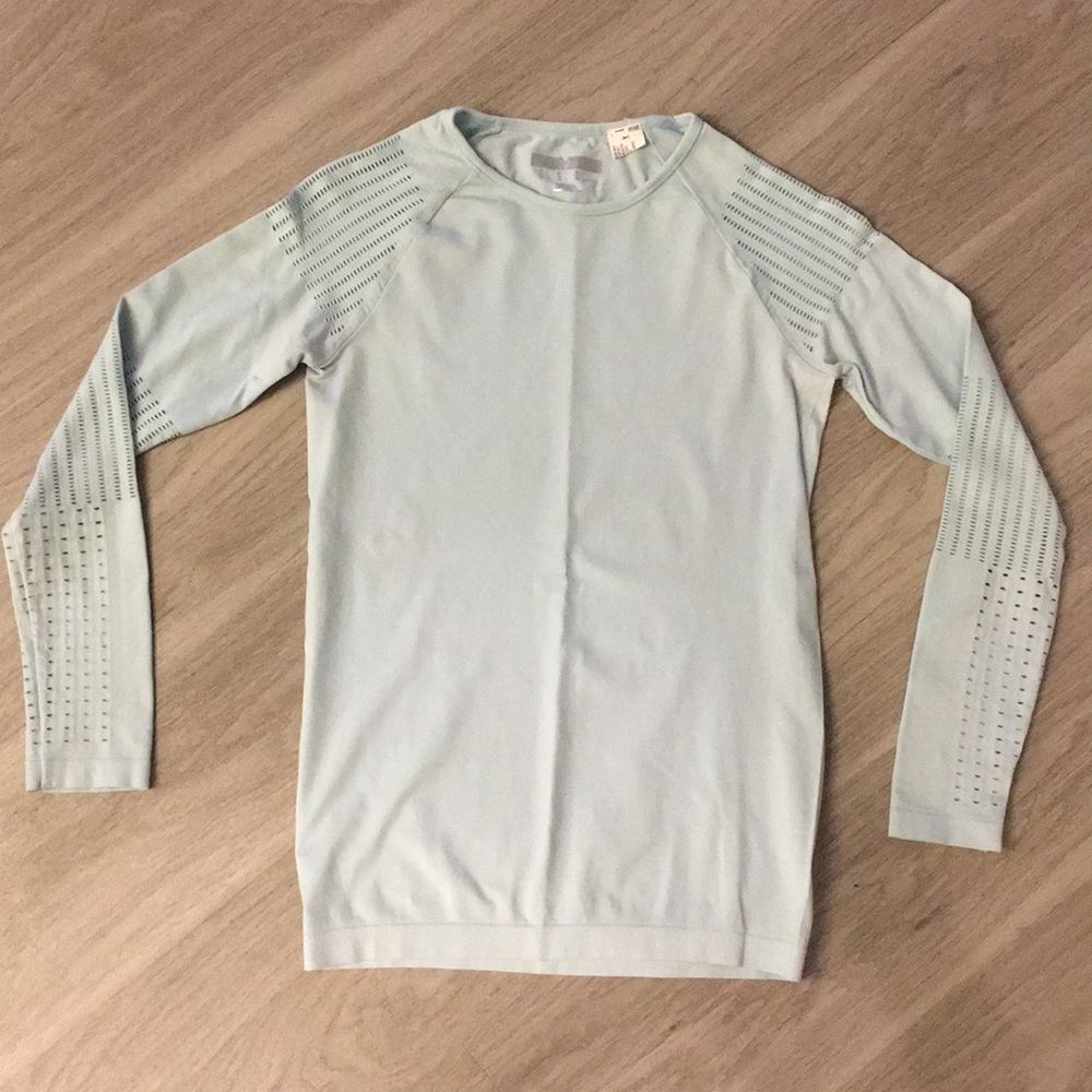 Forever 21 Long Sleeve Athletic Top